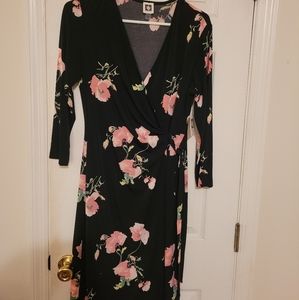 Anne Klein dress size 8 NWT black floral